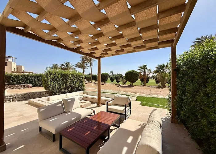 Elite 2br Ground-free Pool Access At Cyan Elgouna شقة *